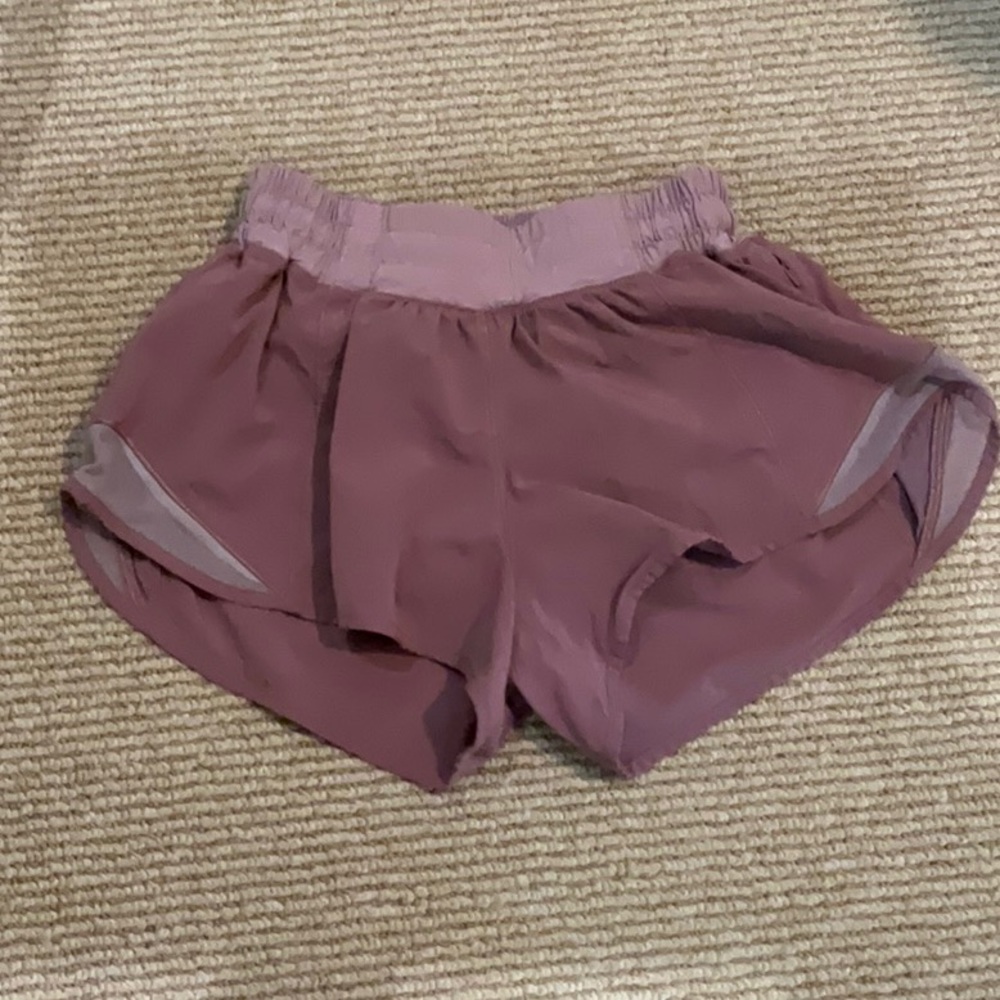 Lululemon hottie hot shorts